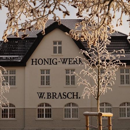 Remise Brasch - Zwischen Bahnhof Und Elbe Apartment Wittenberge Exterior foto